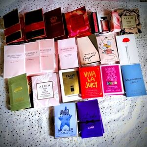 Sample Perfume vials 28 items